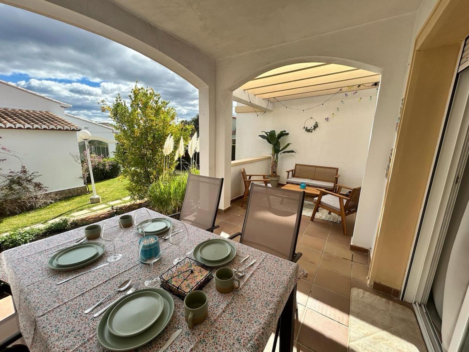 Готель Casa Feliz Beniarbeig Екстер'єр фото